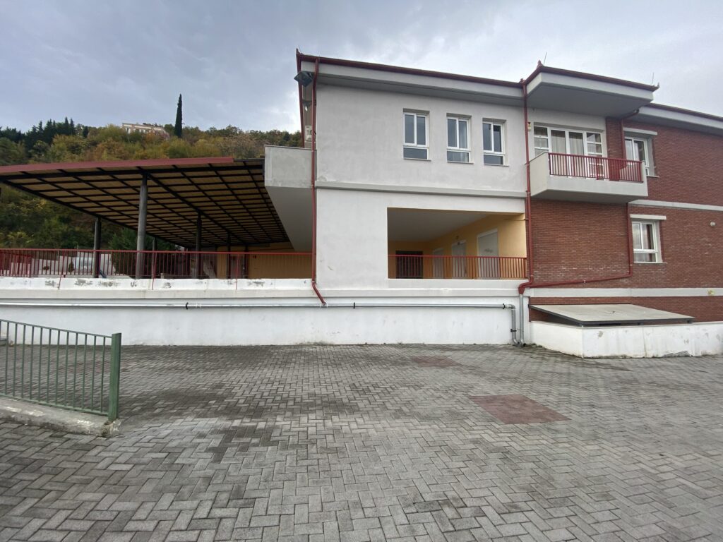 Διασκευές σε χώρους δημοτικού σχολείου, Νάουσα – φωτογραφία 17